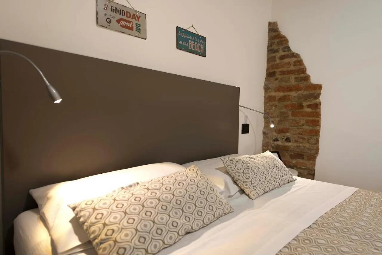 Monolocale Torre Dell'Orologio Apartment Lazise 0*,