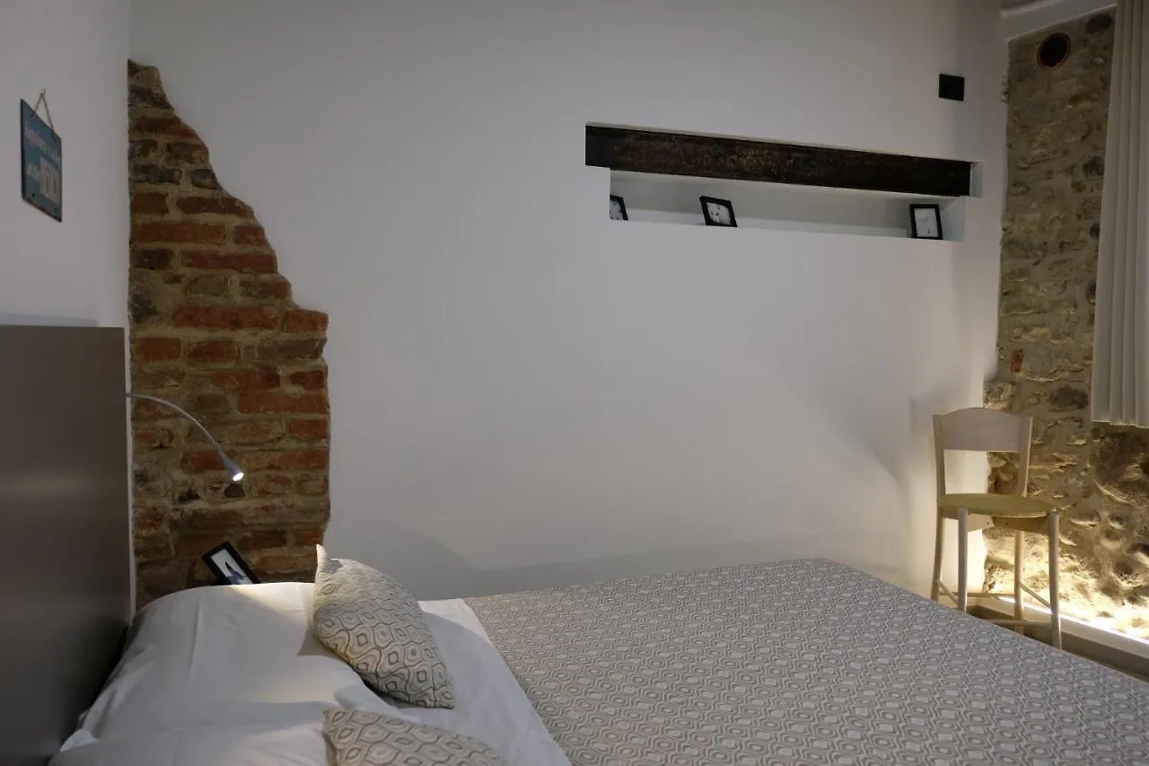 Monolocale Torre Dell'Orologio Apartment Lazise Italy
